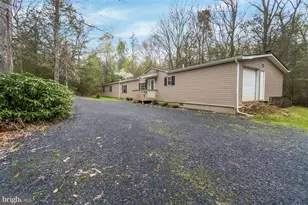 728 Dotters Corner Rd, Kunkletown, PA 18058 - Photo 2