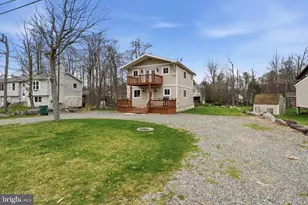 1117 Knollwood Dr, Tobyhanna, PA 18466 - Photo 4