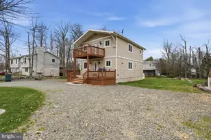1117 Knollwood Dr, Tobyhanna, PA 18466 - Photo 2