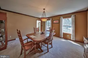 114 Hollow Dr, Stroudsburg, PA 18360 - Photo 8