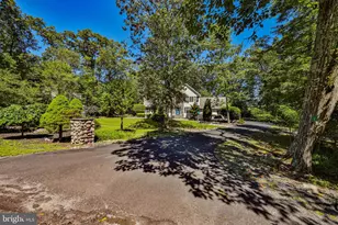 114 Hollow Dr, Stroudsburg, PA 18360 - Photo 32