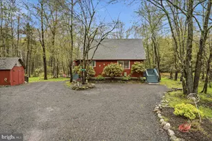 301 Orono Dr, Pocono Lake, PA 18347 - Photo 4