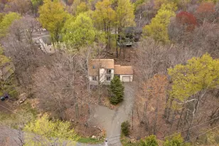 2231 Overlook Dr, Tobyhanna, PA 18466 - Photo 2