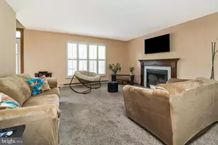 276 Spicebush Dr, East Stroudsburg, PA 18301 - Photo 4