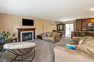 276 Spicebush Dr, East Stroudsburg, PA 18301 - Photo 6