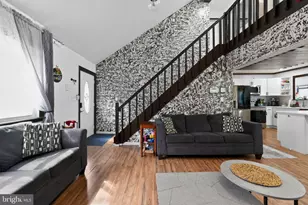 8962 Pheasant Ln, Tobyhanna, PA 18466 - Photo 6