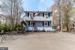 945 Country Pl Dr, Tobyhanna, PA 18466 - Photo 34