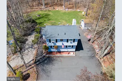 945 Country Place Drive, Tobyhanna, PA 18466 - Photo 2