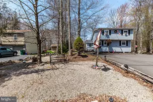 945 Country Pl Dr, Tobyhanna, PA 18466 - Photo 26