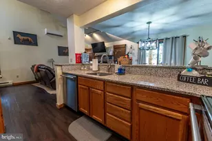 412 Hickory Dr, Tannersville, PA 18372 - Photo 18
