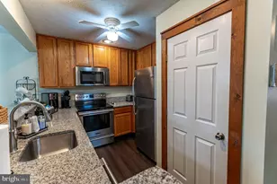 412 Hickory Dr, Tannersville, PA 18372 - Photo 16