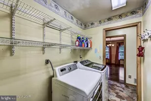 2204 Branchwood Ct, East Stroudsburg, PA 18302 - Photo 32