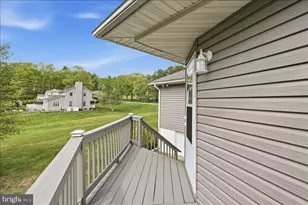 166 Regency Ln, Brodheadsville, PA 18322 - Photo 40