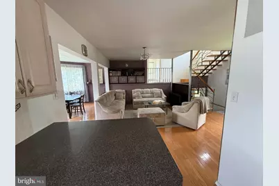 7639 Lake Shore Drive, Pocono Lake, PA 18347 - Photo 12