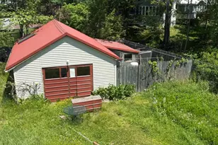 7639 Lake Shore Dr, Pocono Lake, PA 18347 - Photo 2