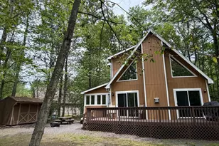 237 Choctaw Dr, Pocono Lake, PA 18347 - Photo 4