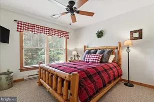 344 Hemlock Ln, Tannersville, PA 18372 - Photo 36