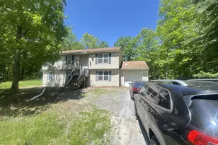 5472 Gingerbread, East Stroudsburg, PA 18302 - Photo 2