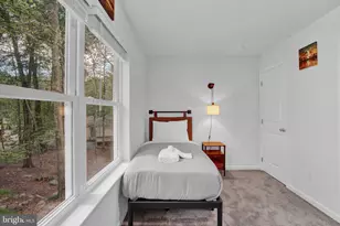 8595 Periwinkle Dr, Tobyhanna, PA 18466 - Photo 38