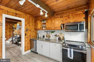 214 Coach Rd, Tobyhanna, PA 18466 - Photo 12