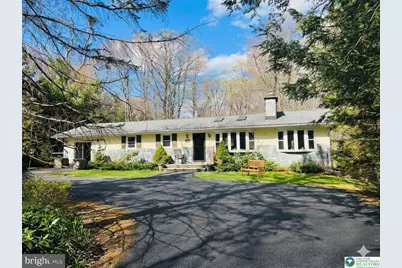 215 Larch Oval, Tobyhanna, PA 18466 - Photo 1