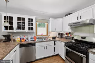 316 Reagan Dr, East Stroudsburg, PA 18301 - Photo 12