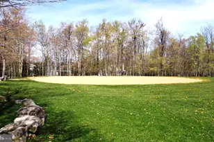 1140 Country Pl Dr, Tobyhanna, PA 18466 - Photo 40
