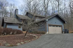 123 Fern Dr, Canadensis, PA 18325 - Photo 2