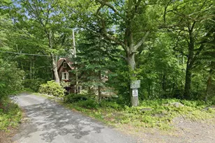 90 Oak Ln, Pocono Manor, PA 18349 - Photo 102