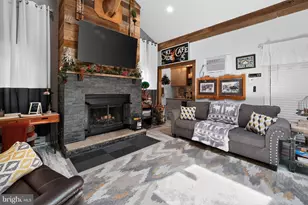 15 Ski Side Ct, Tannersville, PA 18372 - Photo 6