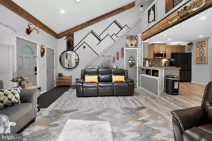 15 Ski Side Ct, Tannersville, PA 18372 - Photo 4
