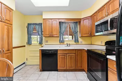 407 Colonial Drive, Stroudsburg, PA 18360 - Photo 16
