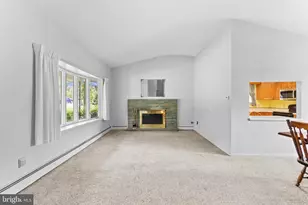 407 Colonial Dr, Stroudsburg, PA 18360 - Photo 12
