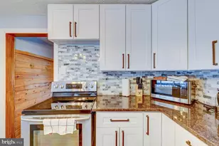 143 Cathleen Dr, East Stroudsburg, PA 18302 - Photo 4