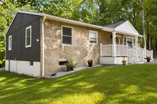 179 Darcy Dr, Saylorsburg, PA 18353 - Photo 2