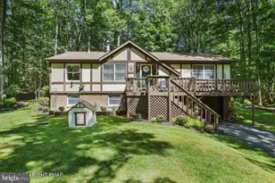 137 Outer Dr, Pocono Lake, PA 18347 - Photo 1