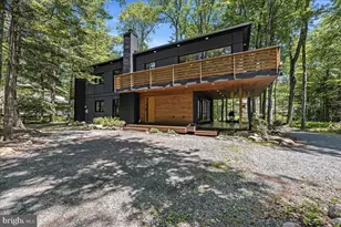 1142 Oakland Pl, Pocono Pines, PA 18350 - Photo 32
