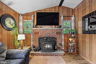 167 Tommy's Ln, Pocono Lake, PA 18347 - Photo 22