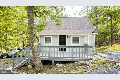 117 Clifton Dr, Bushkill, PA 18324 - Photo 1