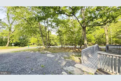 117 Clifton Dr, Bushkill, PA 18324 - Photo 32