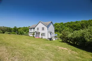 302 Rustic Dr, East Stroudsburg, PA 18302 - Photo 4