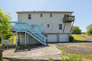 302 Rustic Dr, East Stroudsburg, PA 18302 - Photo 6