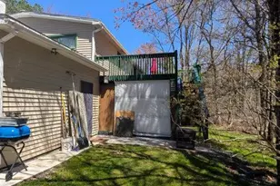 1514 Clover Rd, Long Pond, PA 18334 - Photo 6
