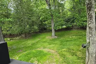 8111 Coco Dr, Pocono Summit, PA 18346 - Photo 6