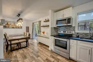 7430 Ventnor Dr, Tobyhanna, PA 18466 - Photo 16