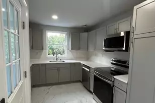 145 Prospect St, East Stroudsburg, PA 18301 - Photo 4