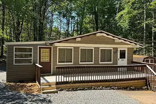 241 Champlain Dr, Tobyhanna, PA 18466 - Photo 1