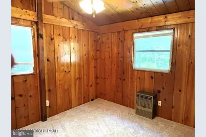241 Champlain Drive, Tobyhanna, PA 18466 - Photo 10