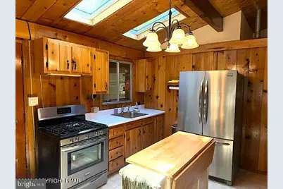 241 Champlain Drive, Tobyhanna, PA 18466 - Photo 6