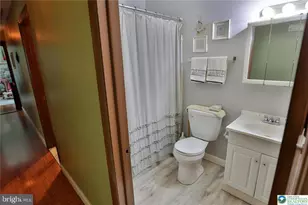 2114 Lansdale Dr, East Stroudsburg, PA 18301 - Photo 16